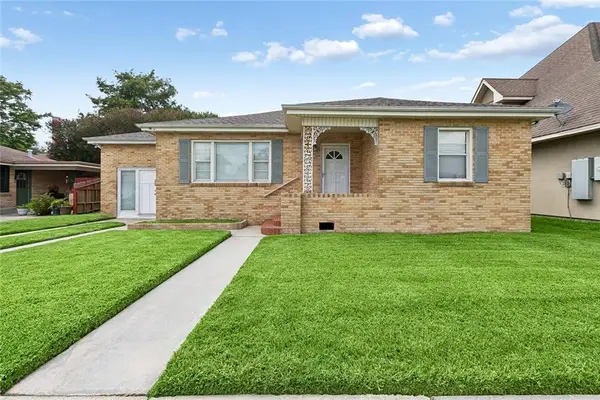 2316 Fazzio Road, Chalmette, LA 70043