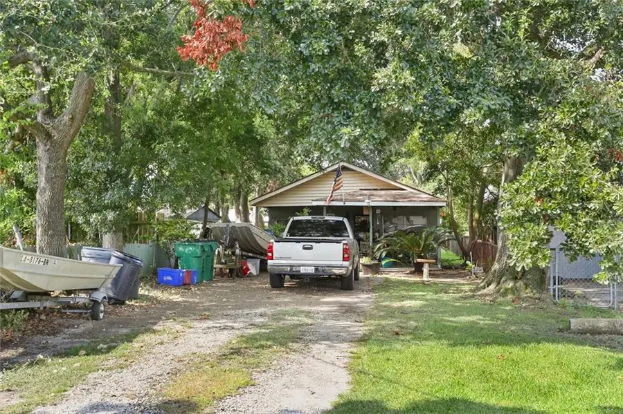 1206 Oak Street, Westwego, LA 70094 - #2