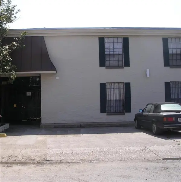 7522 Benjamin Street #204, New Orleans, LA 70118