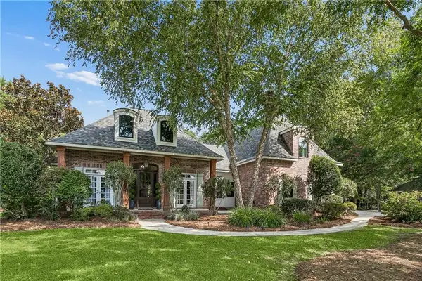 312 Jade Court, Madisonville, LA 70447