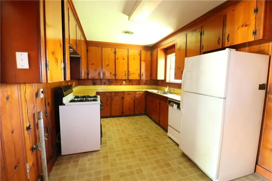 304 Eola Drive, Alexandria, LA 71303 - #3