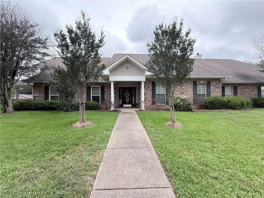 405 Versailles Boulevard, Alexandria, LA 71303 - #2