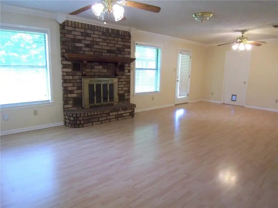 201 Terra Avenue, Alexandria, LA 71303 - #3