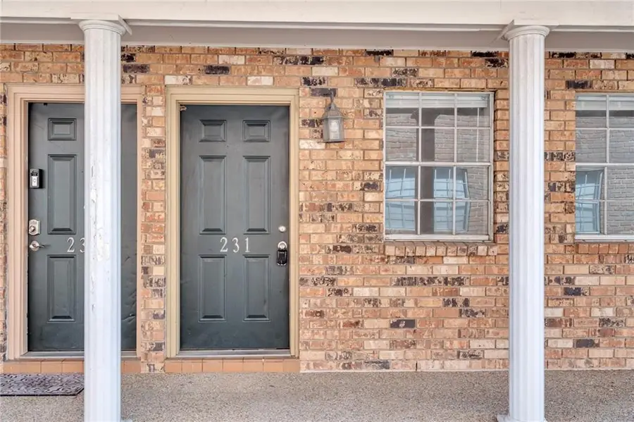 229-235 W Esplanade Avenue, Metairie, LA 70005 - #2