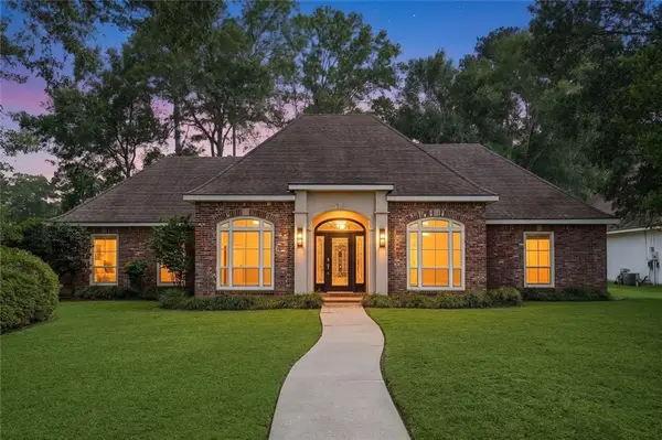 123 Fontainbleau Drive, Mandeville, LA 70471