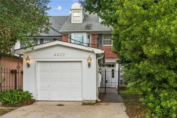 4422 Lake Vista Drive, Metairie, LA 70006