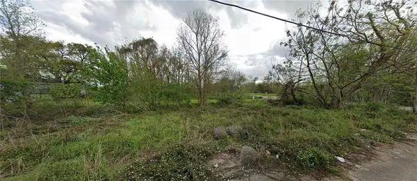 2749 Clouet Street, New Orleans, LA 70126