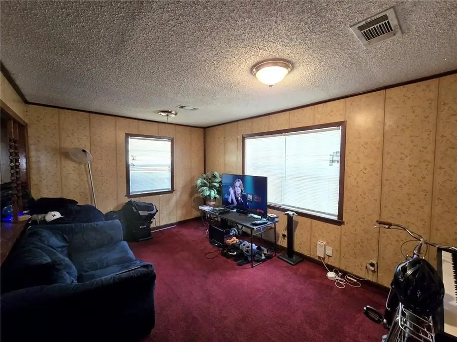 121 W Newman Avenue, Hammond, LA 70403 - #3