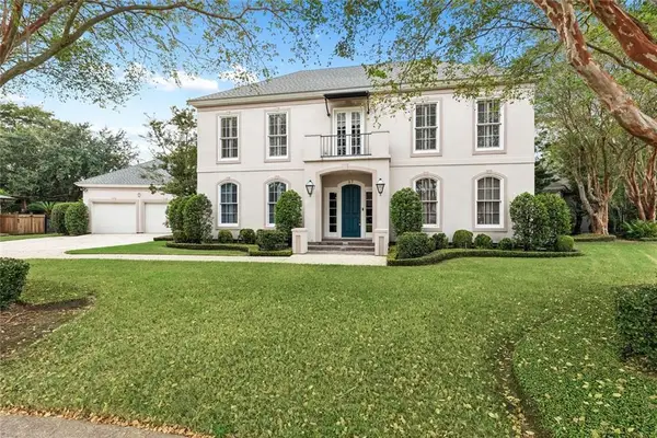 27 Chateau Rue Du Jardin Street, Kenner, LA 70065