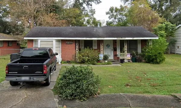 6318 Brunswick Court, New Orleans, LA 70131
