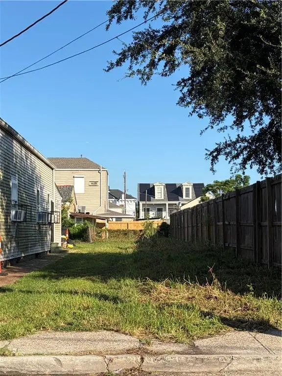 2023 S Liberty Street, New Orleans, LA 70113 - #1