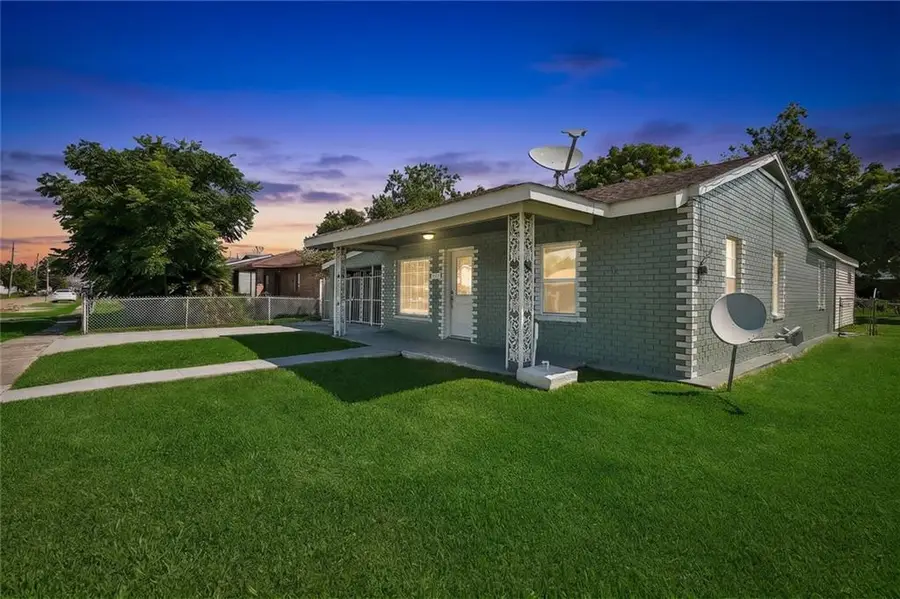 1941 Estalote Avenue, Harvey, LA 70058 - #2
