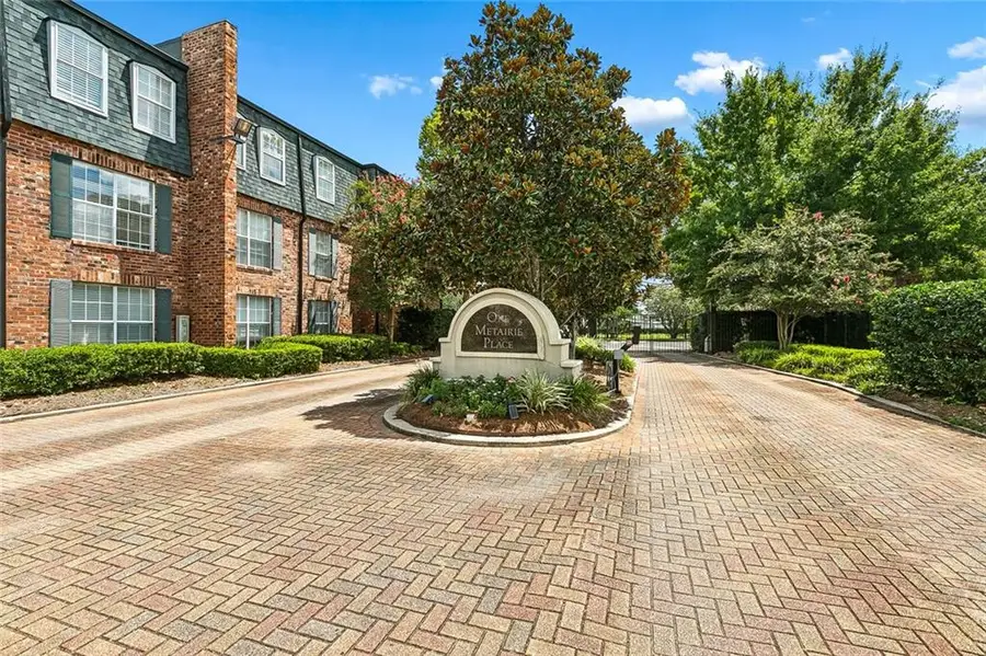 2511 Metairie Lawn Drive #113, Metairie, LA 70002 - #2