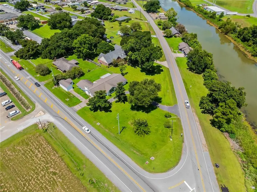 1431 Crescent Avenue, Lockport, LA 70374 - #3