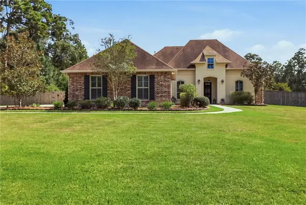 408 Long Lake Drive, Covington, LA 70435
