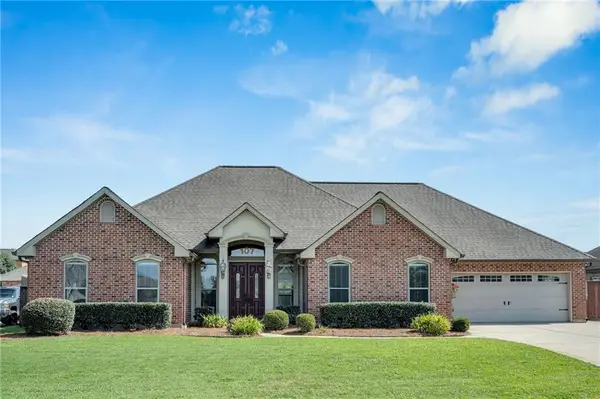 107 Jasmine Court, Belle Chasse, LA 70037