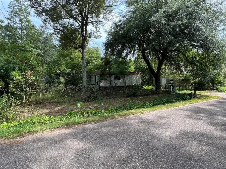 30337 Clesi Avenue, Lacombe, LA 70445 - #2