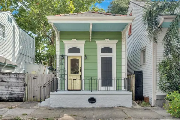 3824 Dauphine Street, New Orleans, LA 70117