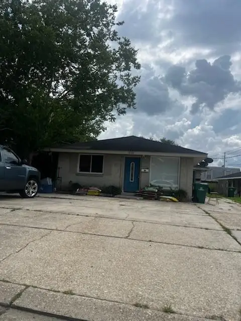 1326-1328 Dupas Street, Gretna, LA 70053