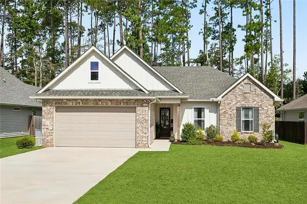 2312 Cours Carson Street, Mandeville, LA 70448