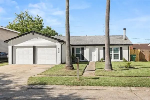 2536 Eastview Drive, Harvey, LA 70058