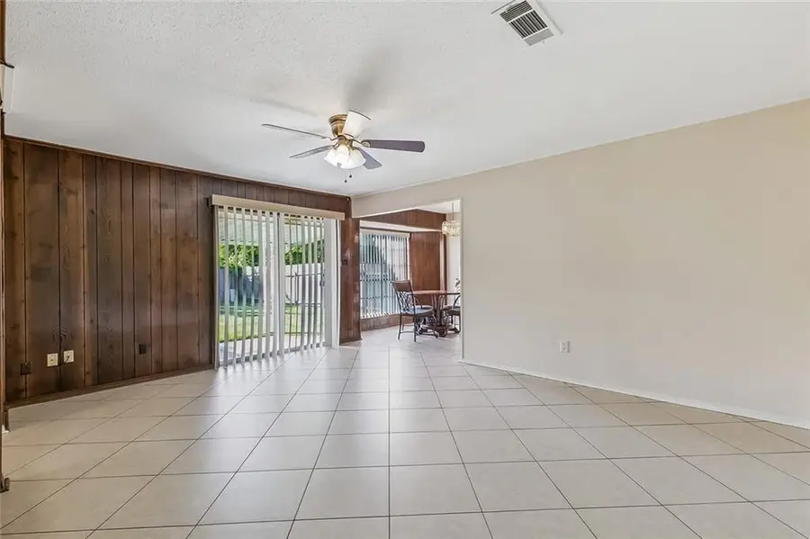 833 E Kingsway Drive, Gretna, LA 70056 - #3