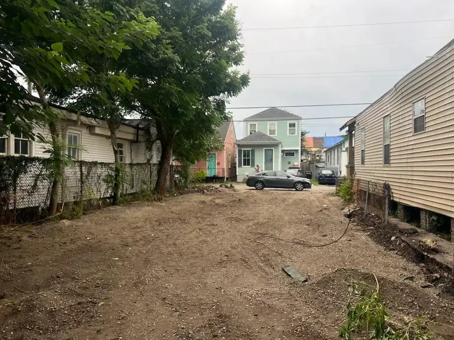 1207 Clouet Street, New Orleans, LA 70117 - #2