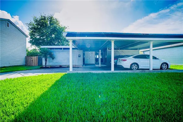 657 E Marlin Court, Terrytown, LA 70056