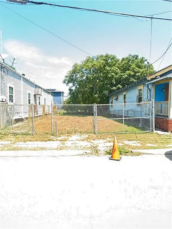 2713 N Claiborne Avenue, New Orleans, LA 70117 - #1