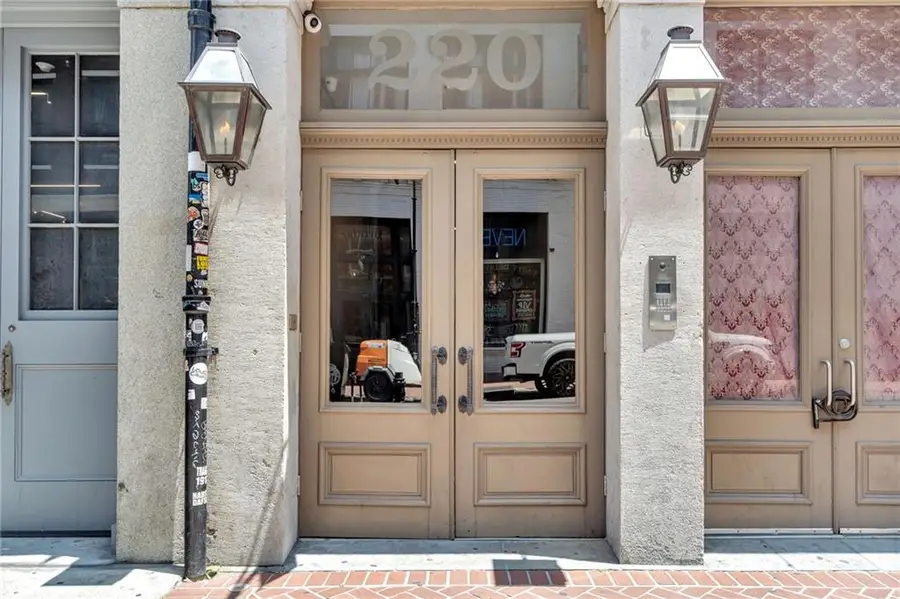 220 Decatur Street #404, New Orleans, LA 70130 - #2
