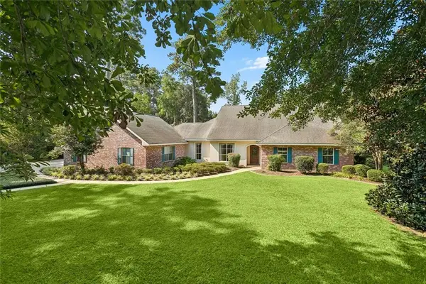 28 Oak Grove Way, Slidell, LA 70458