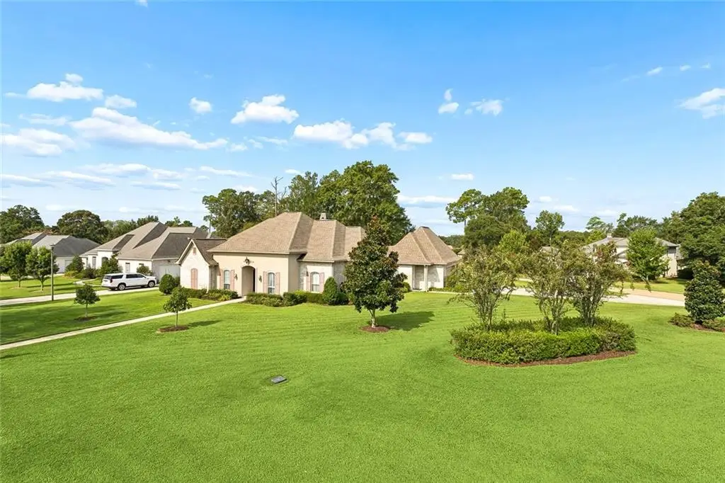 924 Great Southern Drive, Abita Springs, LA 70420 - #1