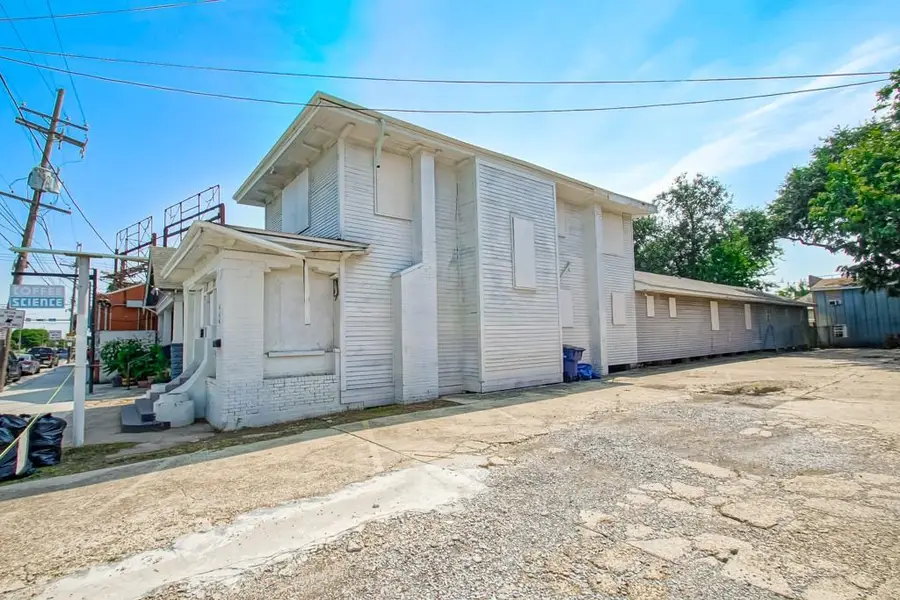 416 S Broad Avenue, New Orleans, LA 70119 - #2