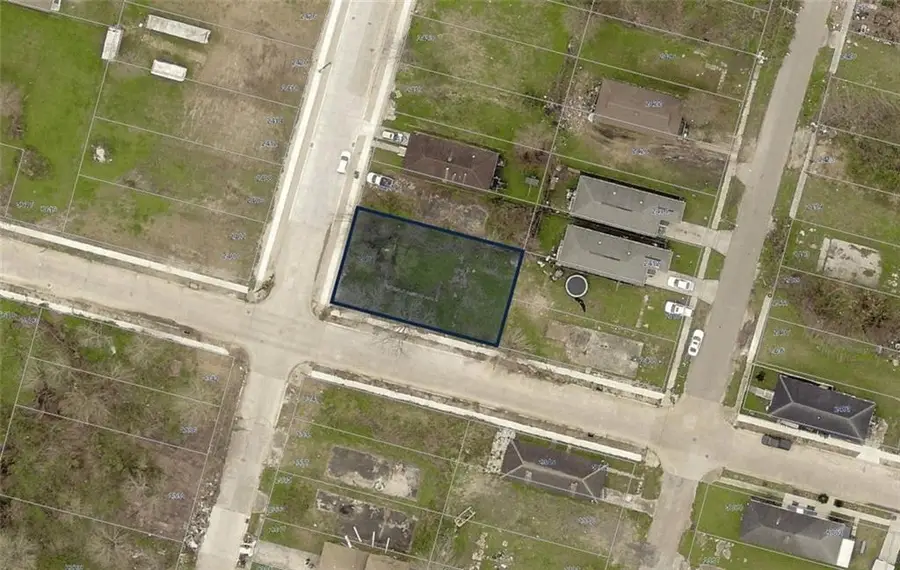 2401 Lamanche Street, New Orleans, LA 70117 - #2