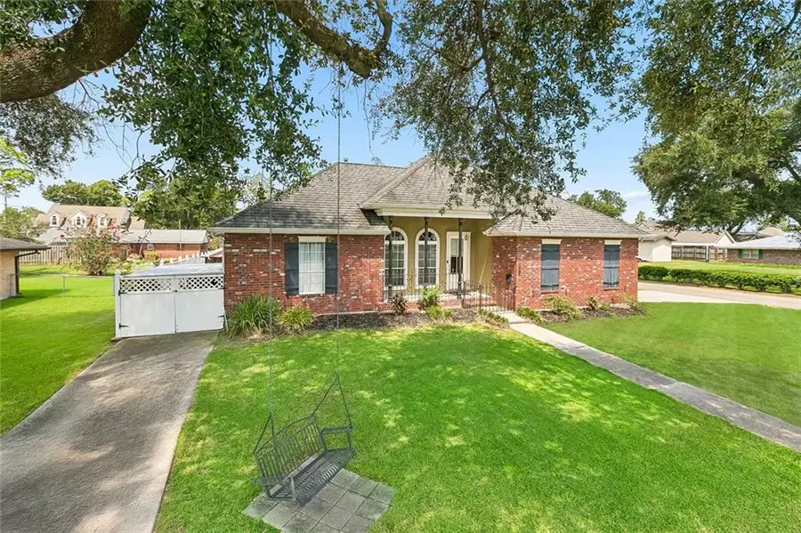 573 Oak Street, Norco, LA 70079 - #3