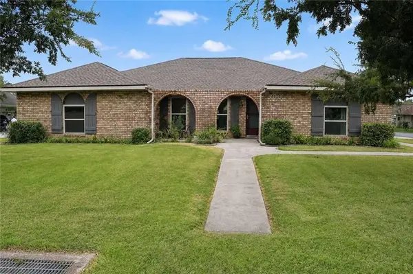 700 Oak Lane, Thibodaux, LA 70301