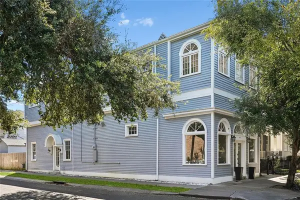 1135 Cadiz Street, New Orleans, LA 70115