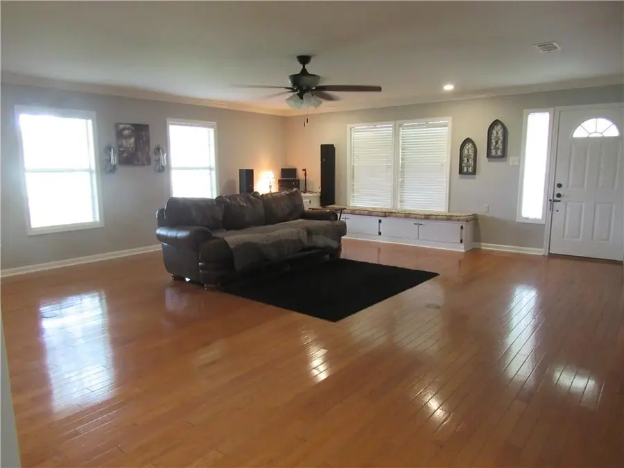 956 Bohne Road, Port Allen, LA 70767 - #2