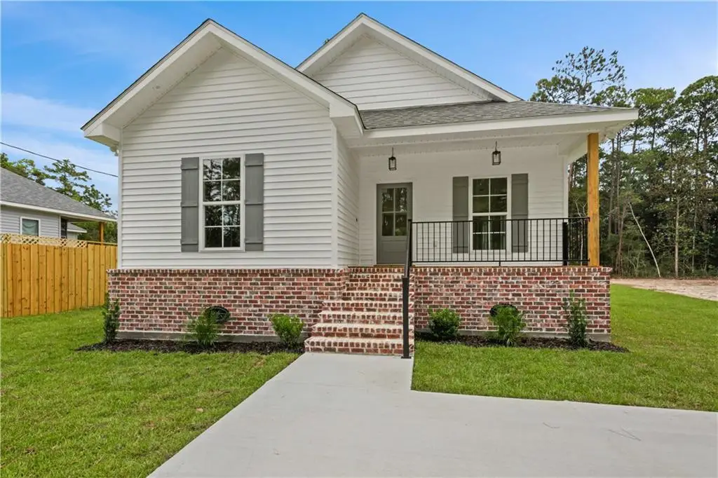 61052 N Mill Road, Lacombe, LA 70445 - #1
