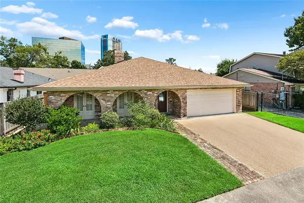 3841 N Arnoult Road, Metairie, LA 70002