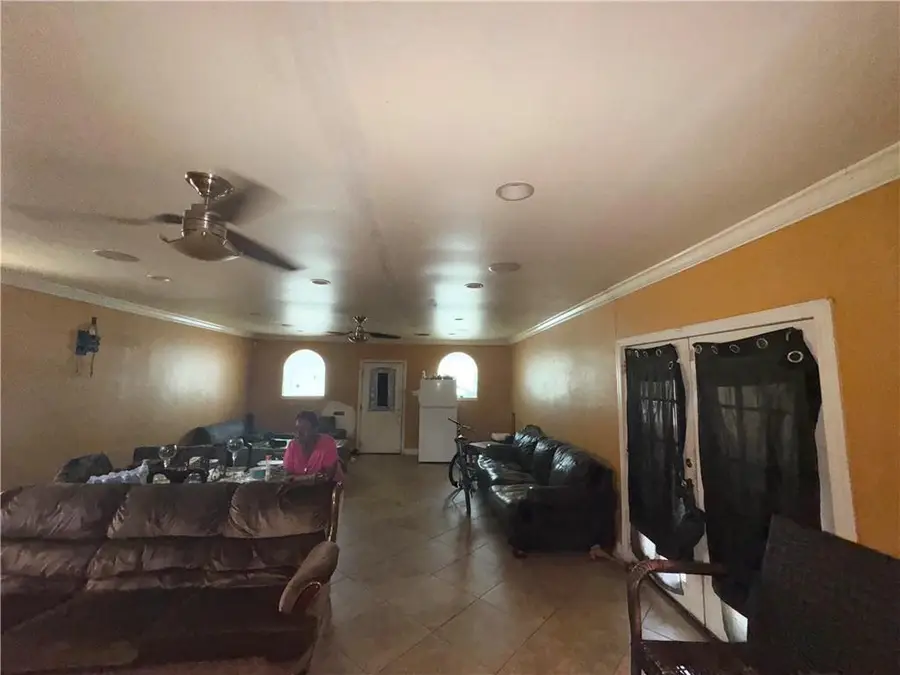 2212 Port Street, New Orleans, LA 70117 - #3