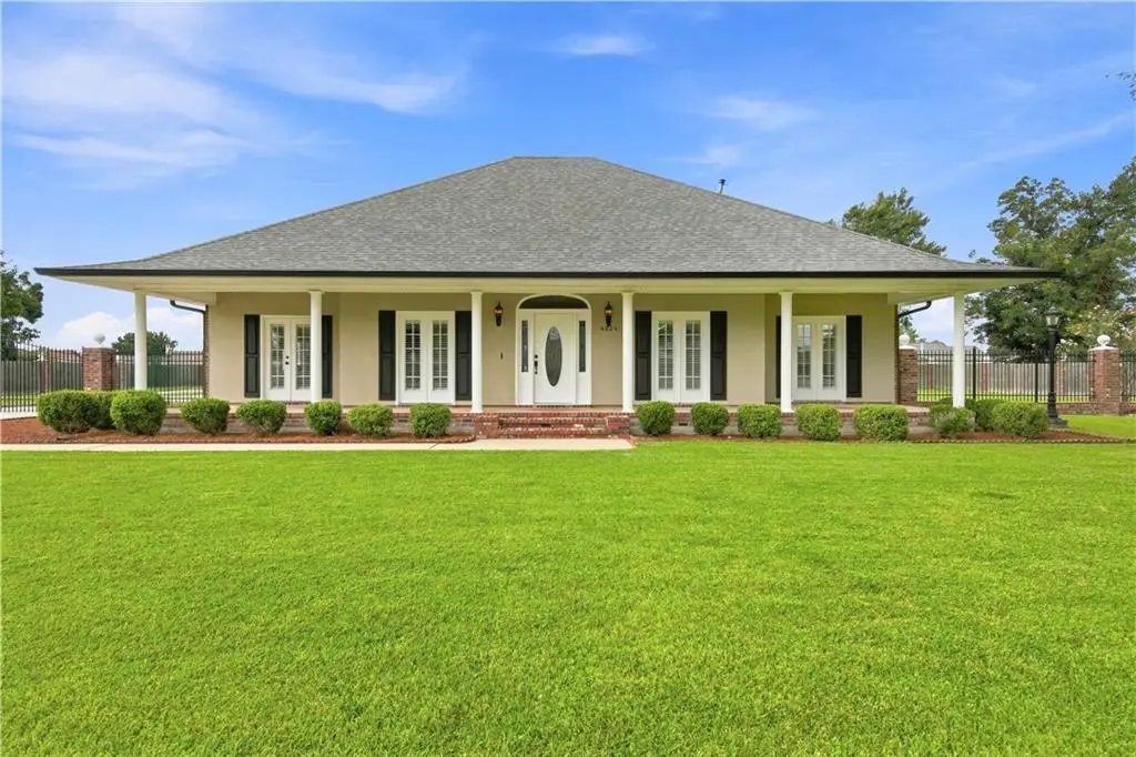 4024 Country Drive, Bourg, LA 70343 - #1