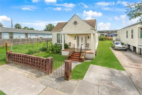 2225 Touro Street, New Orleans, LA 70119