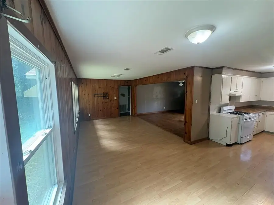 109 N Mathews Avenue, Bunkie, LA 71322 - #2
