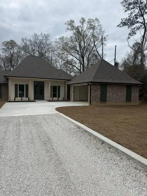 22779 Plank Road Road, Zachary, LA 70791