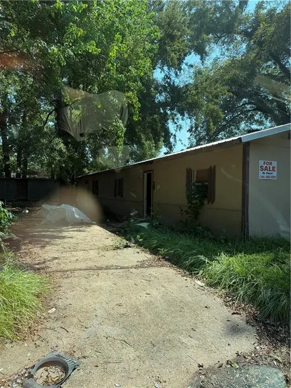 19 Ball Powell Street, Alexandria, LA 71301 - #1