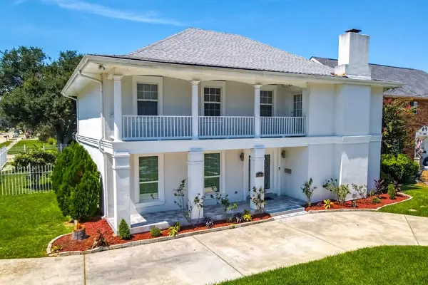 4400 Cleary Avenue, Metairie, LA 70002
