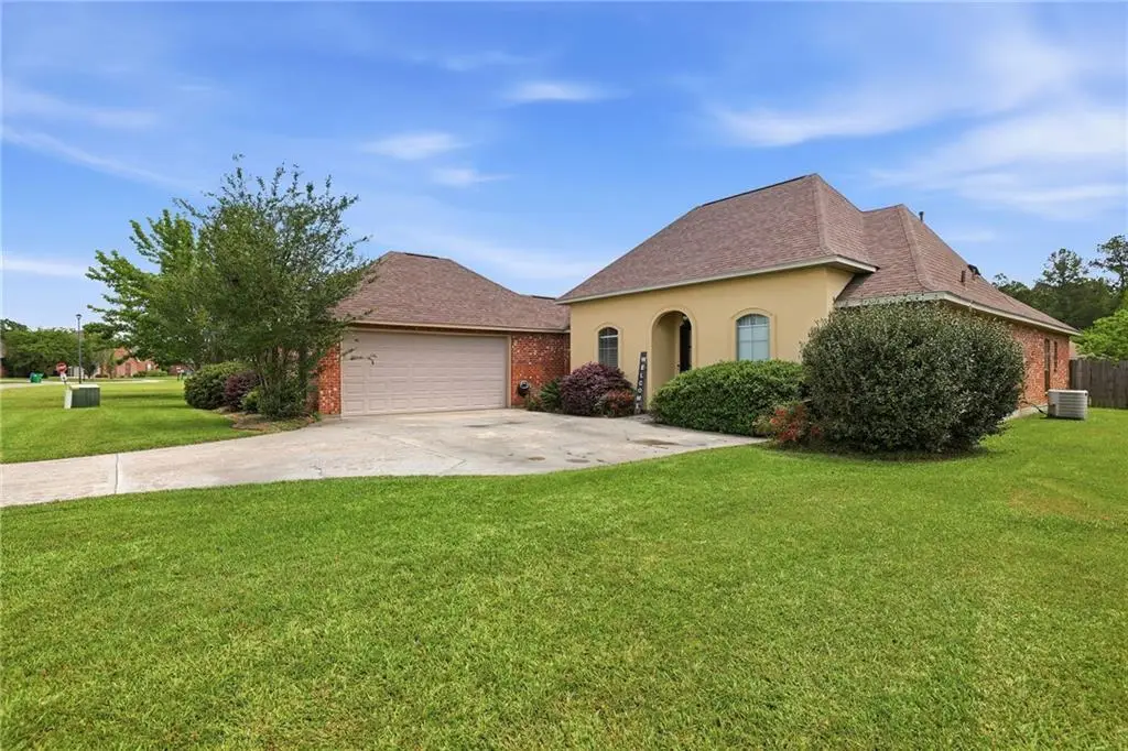 38606 Redbud Lane, Denham Springs, LA 70706 - #1