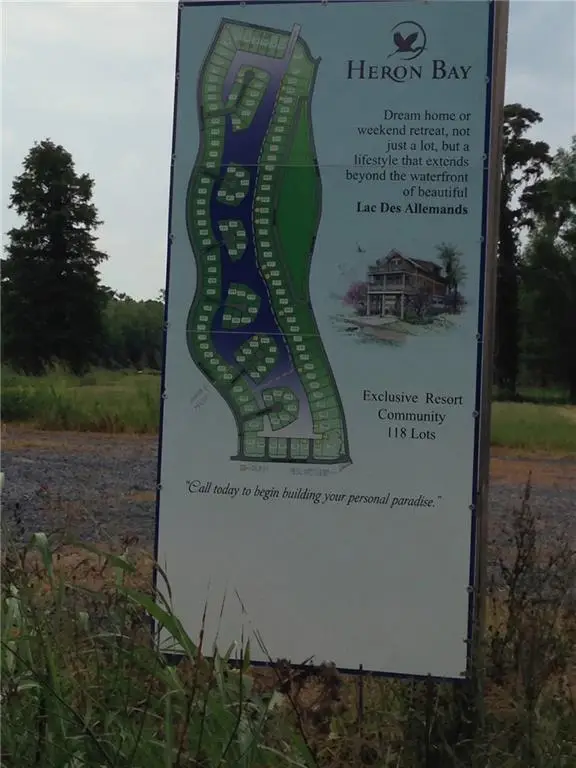 137 Tahiti Trail, Vacherie, LA 70090