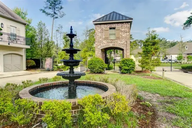 827 Autumn Place #202, Mandeville, LA 70471 - #2